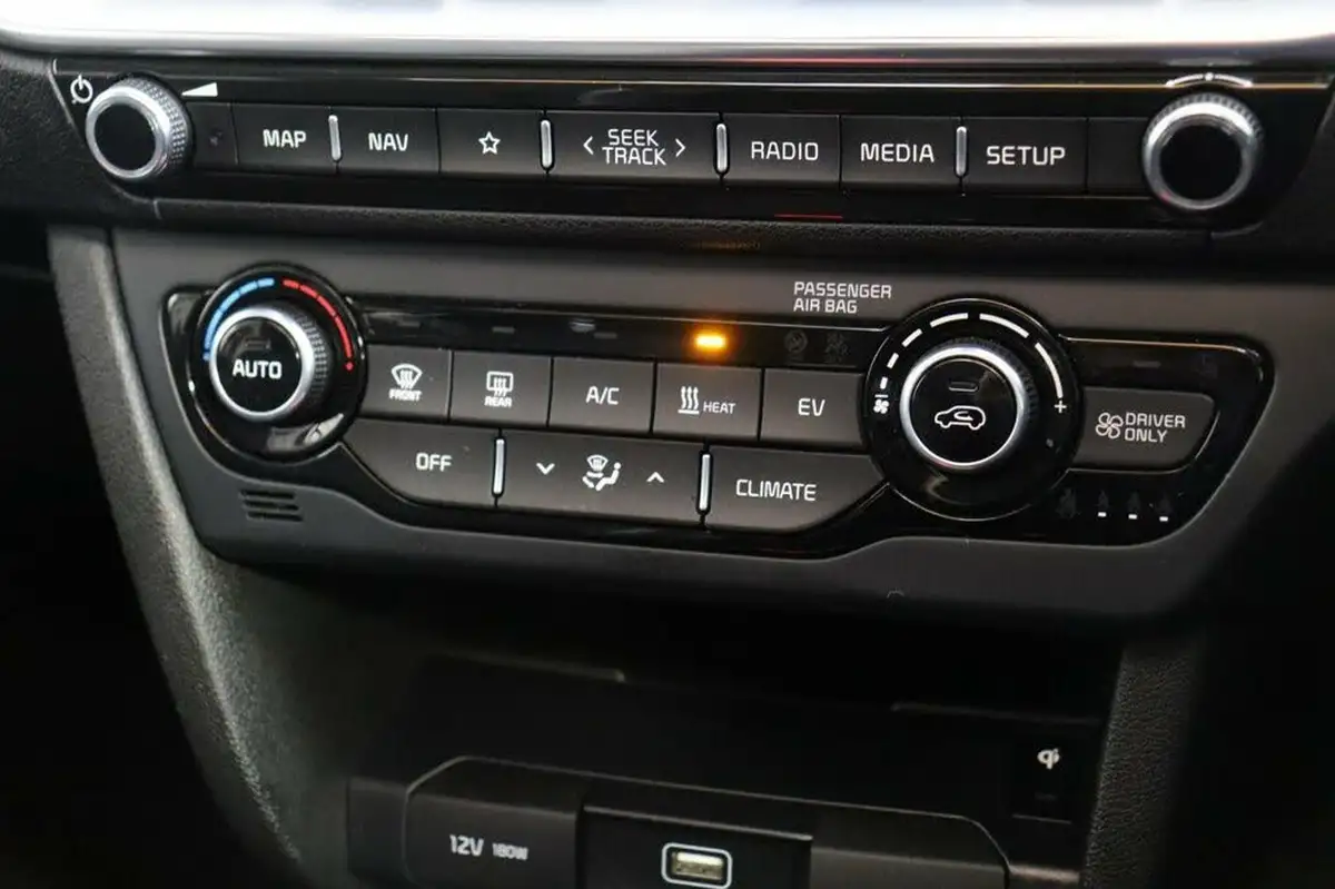 2021-kia-e-niro-ev-4-big-33