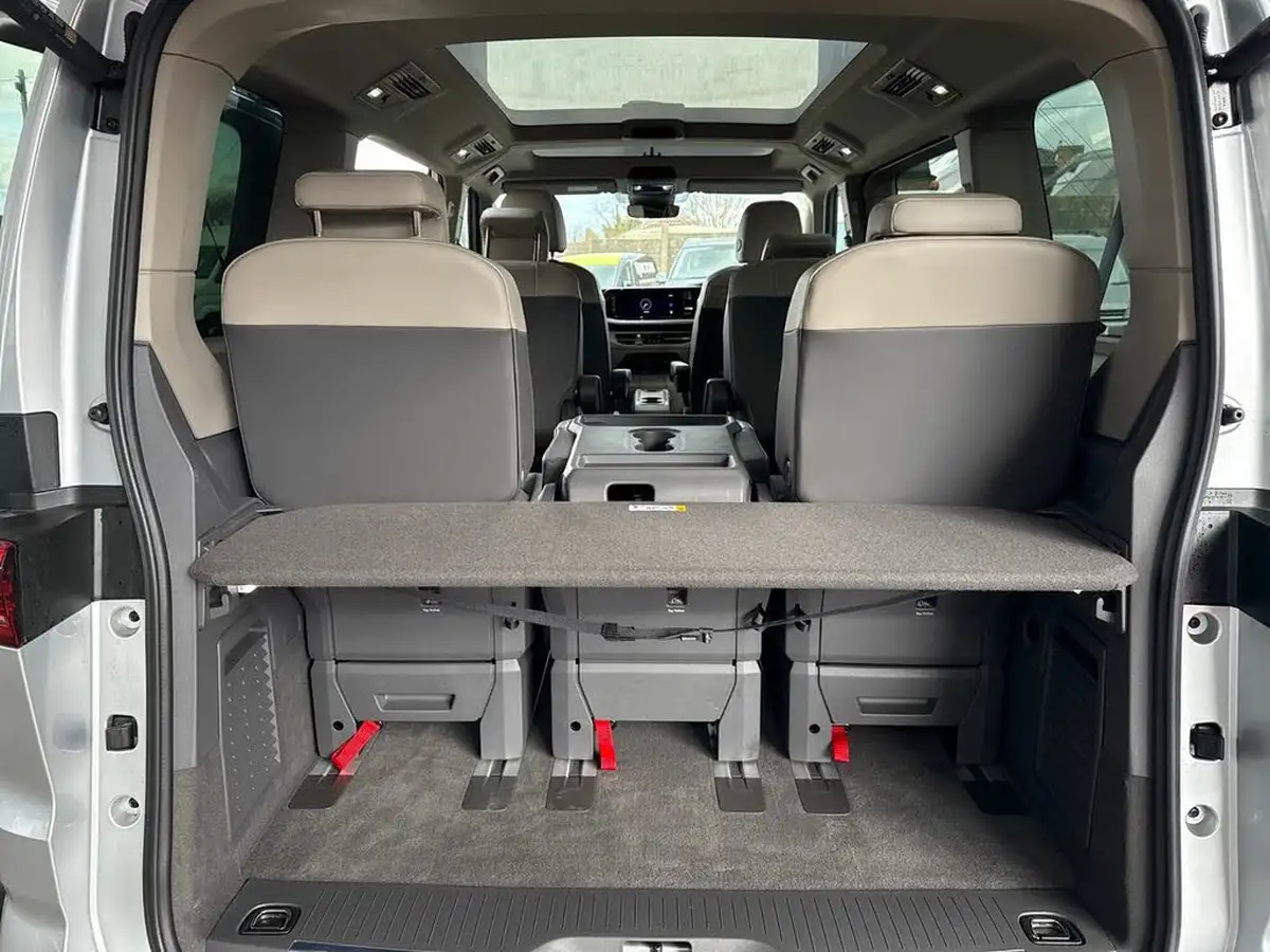 2024-volkswagen-multivan-14-tsi-style-standard-big-9