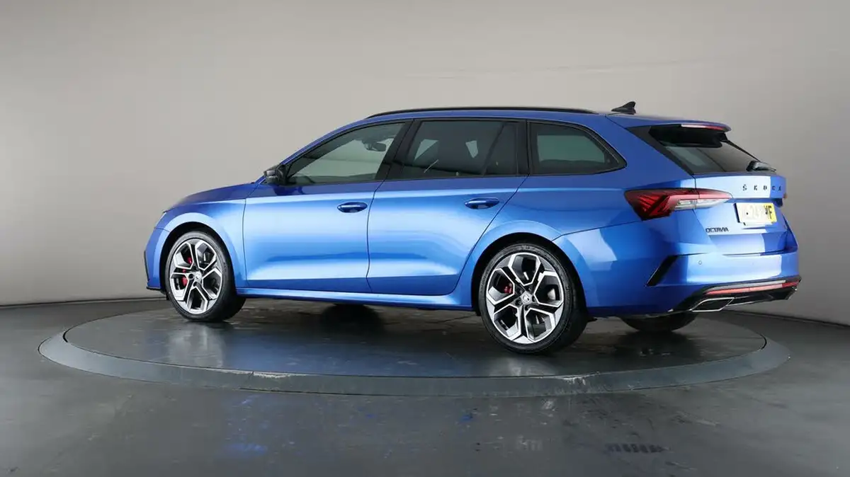 2024-skoda-octavia-20-tsi-vrs-245ps-estate-dsg-big-67