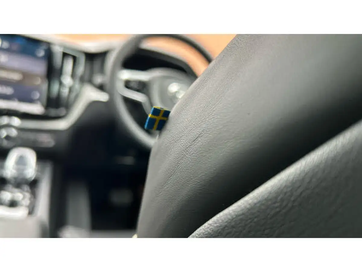 2024-volvo-xc60-20-t6-plus-black-edition-big-21