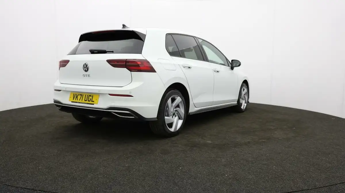 2021-volkswagen-golf-14-tsi-gte-big-75