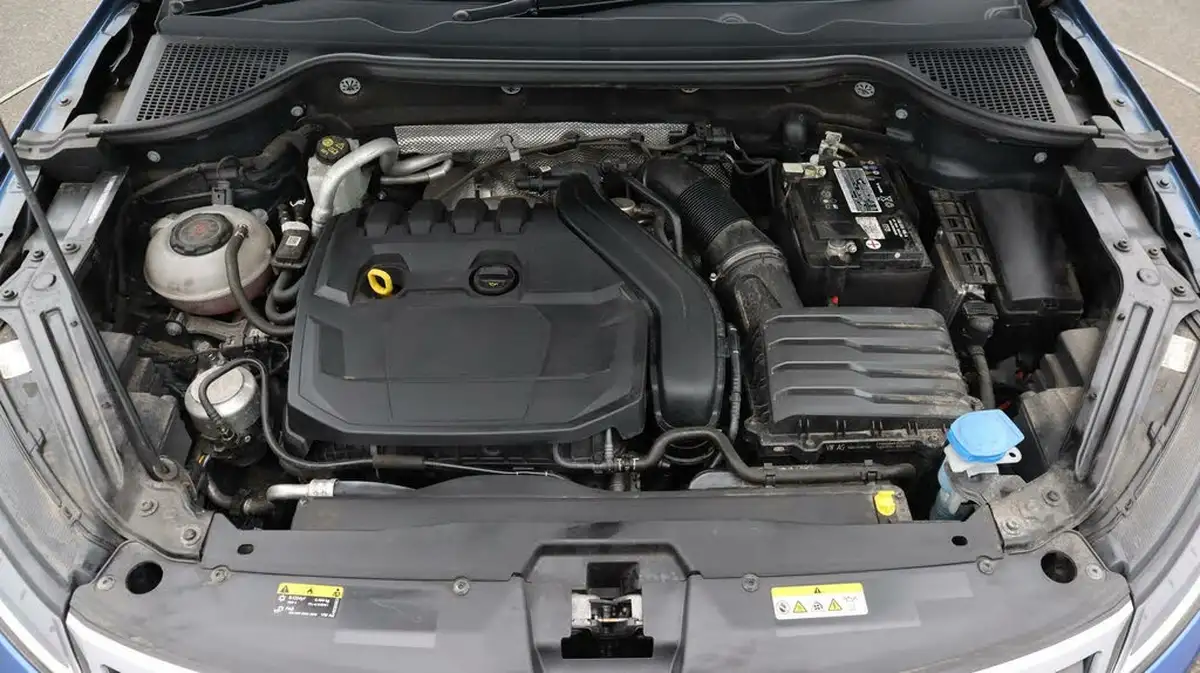 2021-skoda-karoq-15-tsi-se-l-dsg-big-19