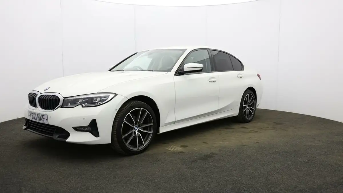 2021-bmw-3-series-20-318i-sport-saloon-4d-big-29