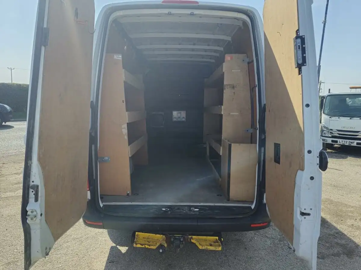 2022-mercedes-benz-sprinter-20cdi-315-l3h2-progressive-150pseu6d-panel-eco-gear-360-big-8