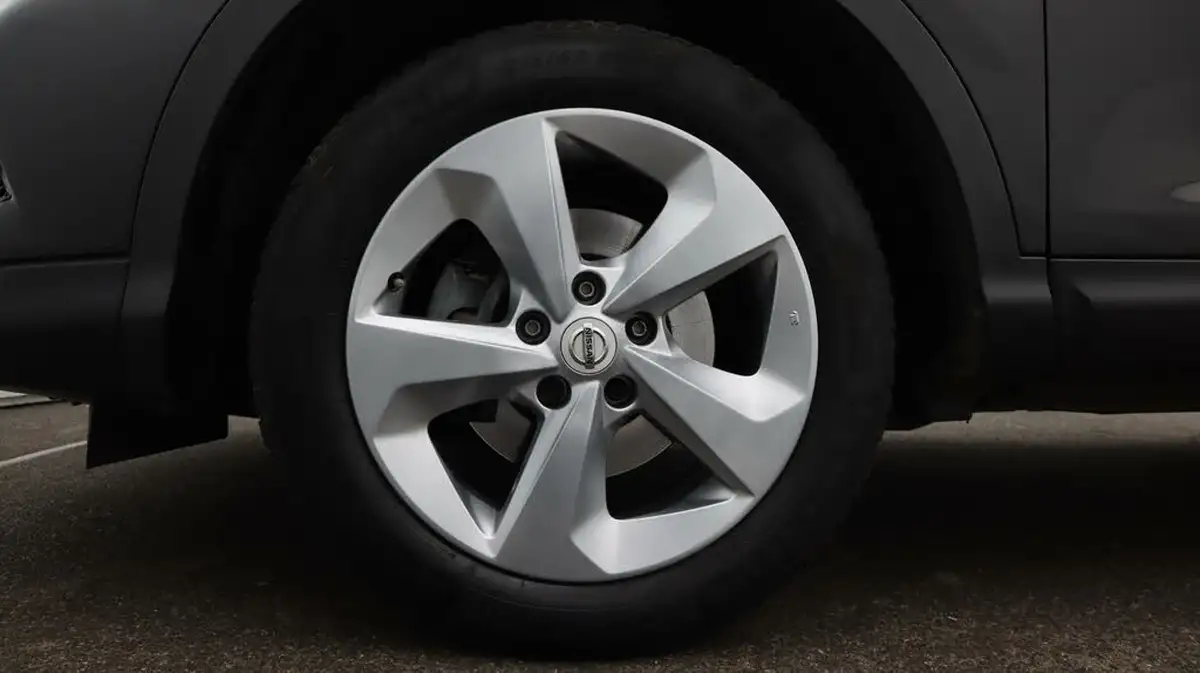 2021-nissan-qashqai-13-dig-t-acenta-premium-158ps-xtronic-big-18