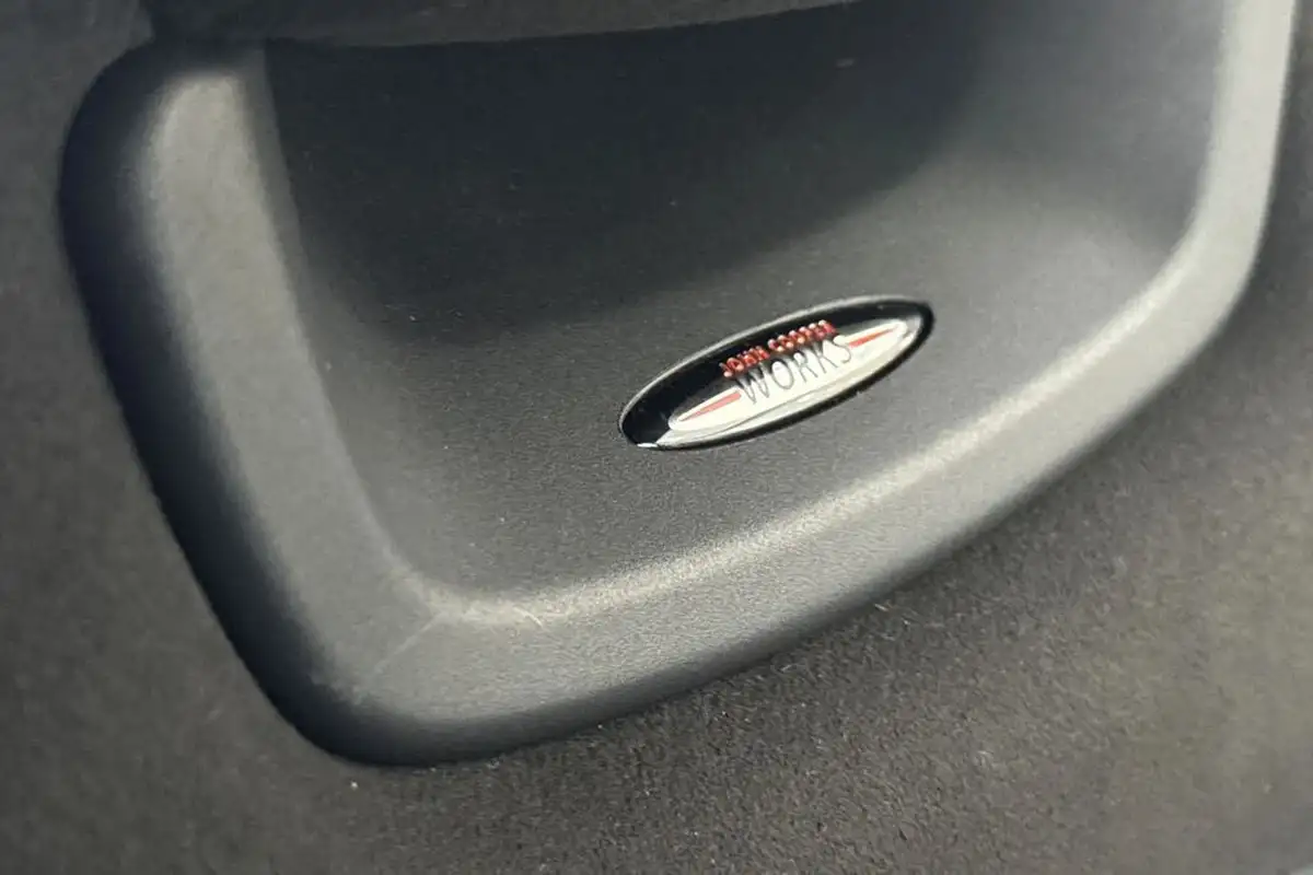 2021-mini-cooper-20-cooper-s-sport-hatchback-3d-auto-big-47