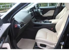 2017-jaguar-f-pace-20-i4d-prestige-180ps-awd-ss-auto-small-16