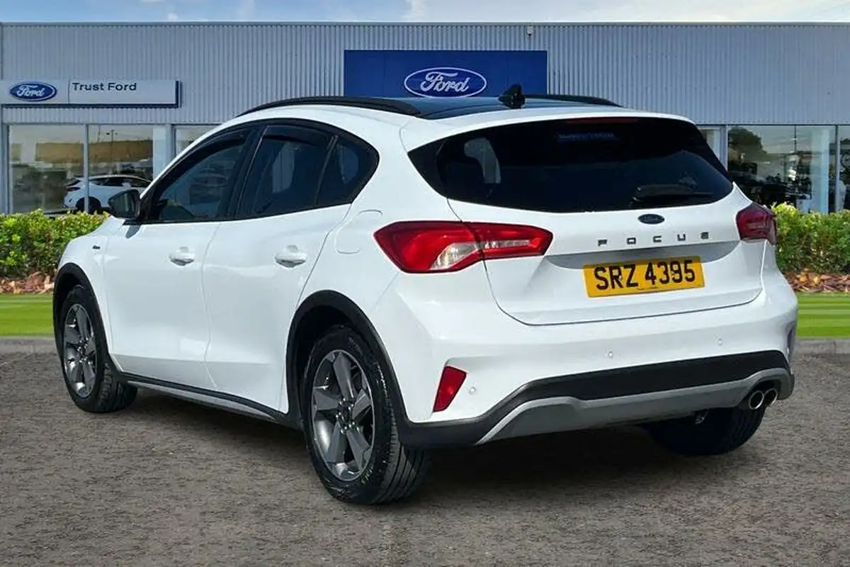 2021-ford-focus-big-1