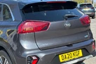 2020-kia-niro-16-gdi-phev-2-small-6