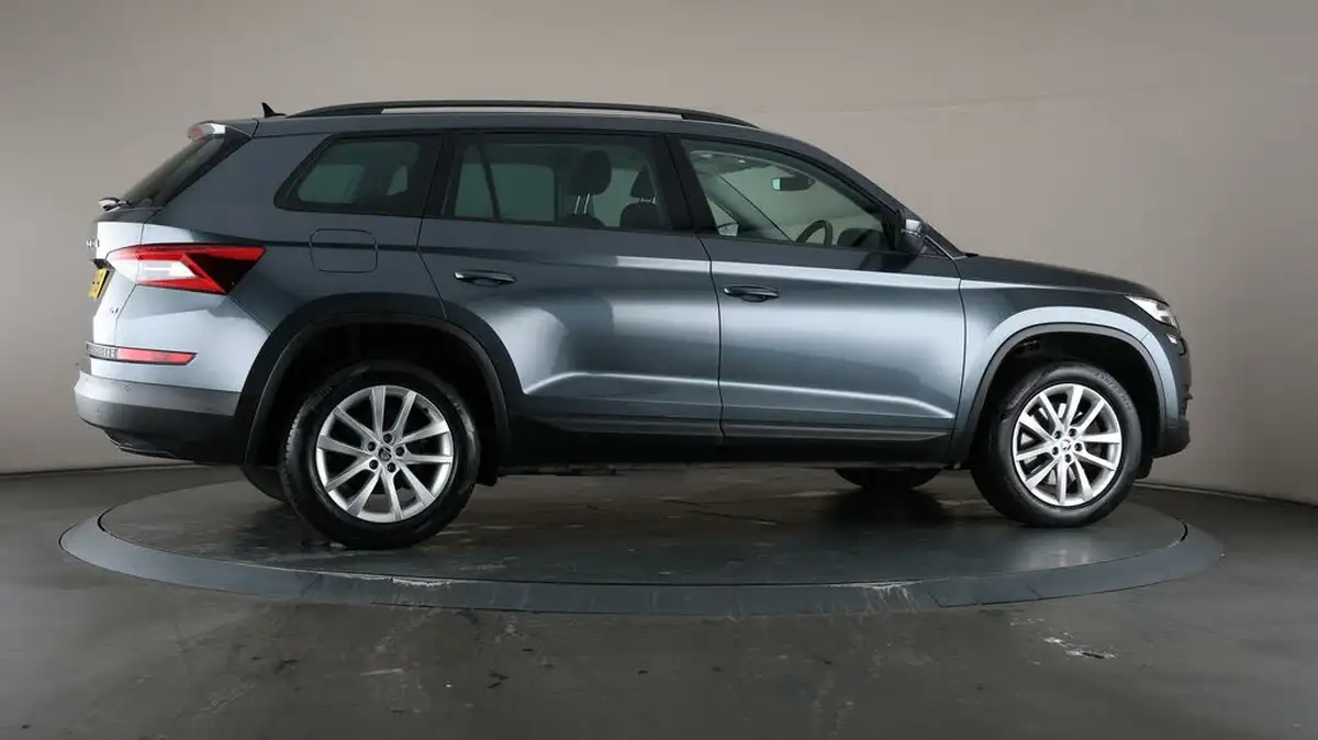 2021-skoda-kodiaq-20tdi-se-4x4-5-dsg-big-54