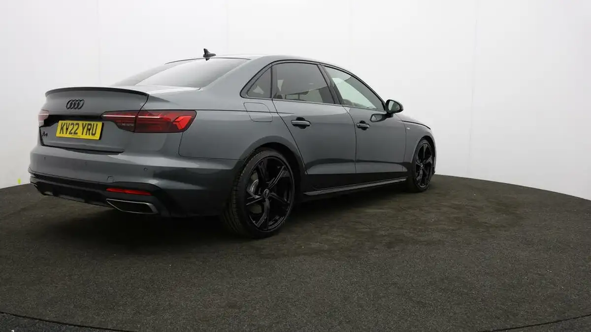 2022-audi-a4-20-35-tfsi-black-edition-s-tronic-big-77