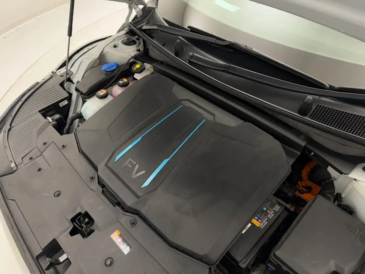 2021-hyundai-ioniq-5-e-ultimate-217ps-73kwh-rwd-big-26