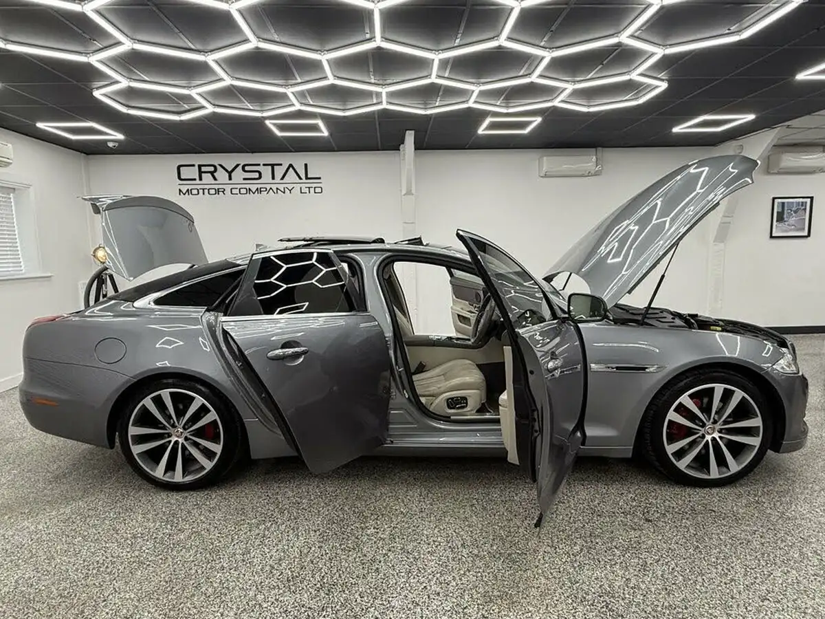 2014-jaguar-xj-series-30td-xj-portfolio-swb-auto-big-9