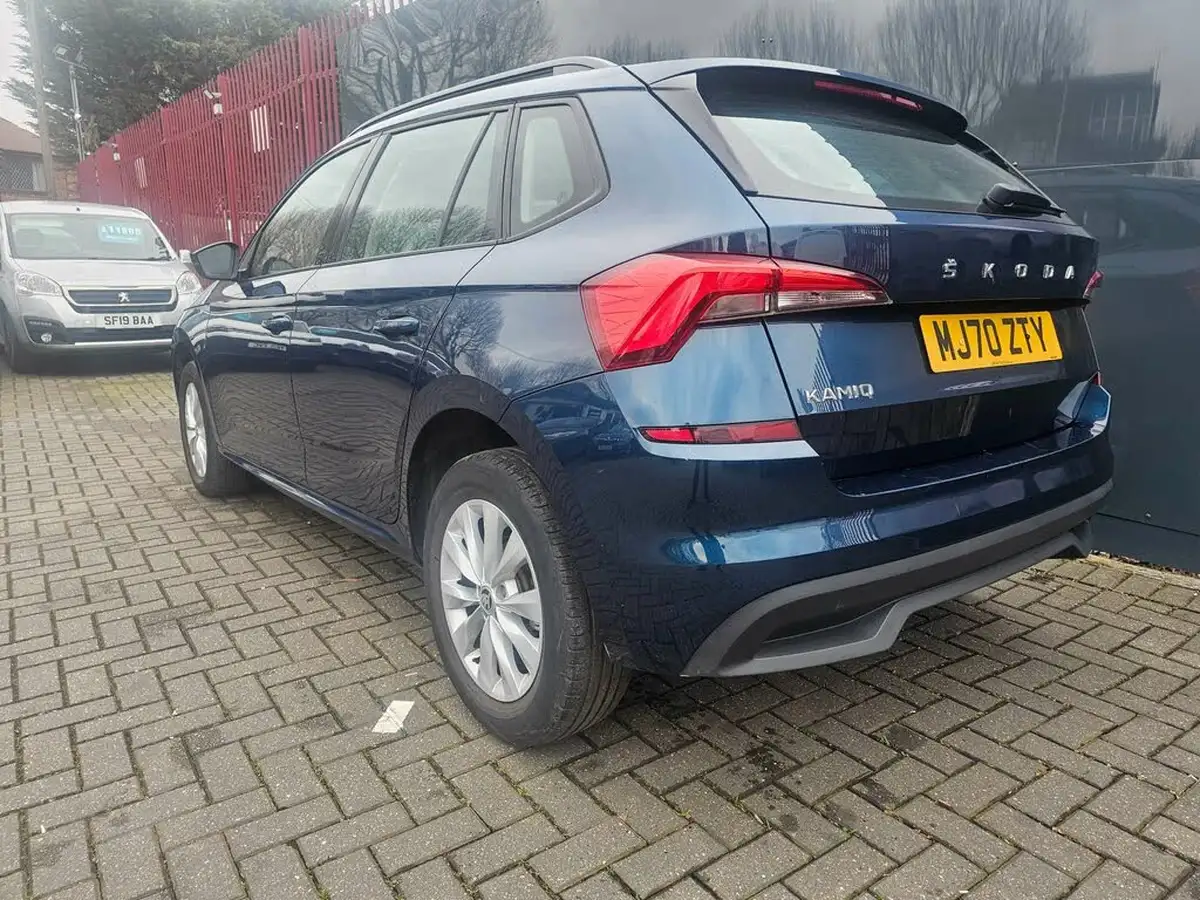 2020-skoda-kamiq-10-tsi-s-big-5