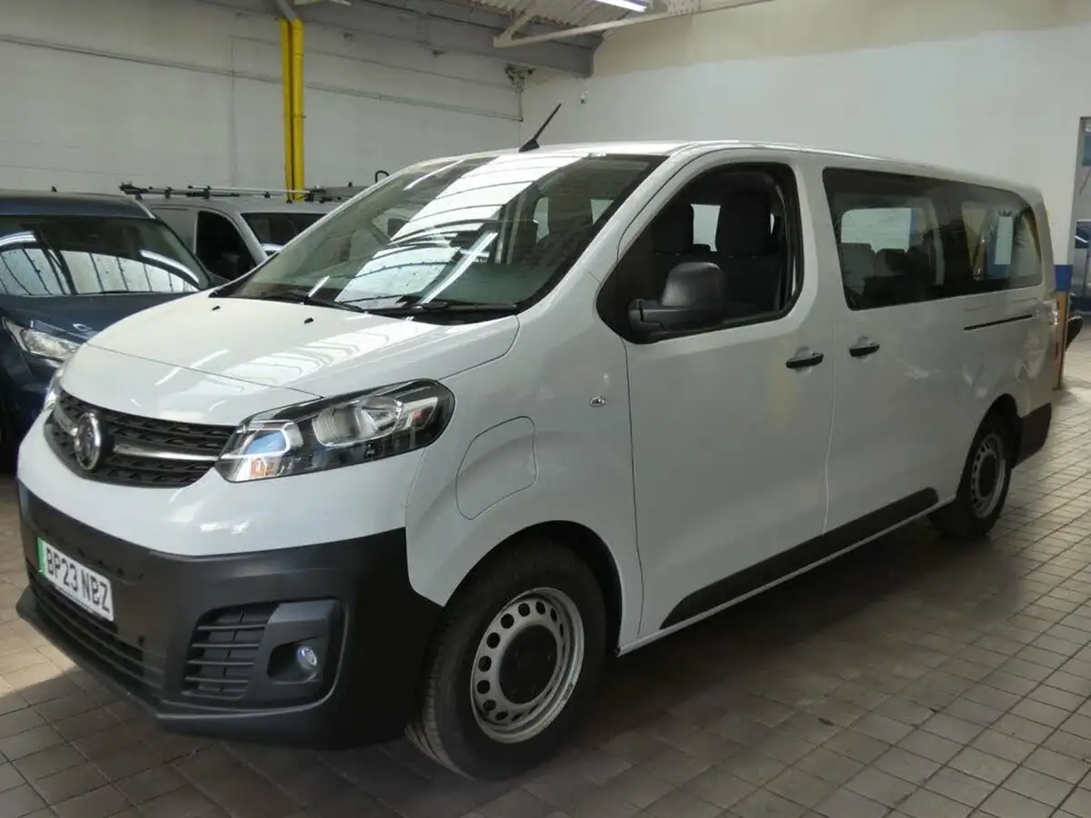 2023-vauxhall-vivaro-life-e-combi-l-big-6