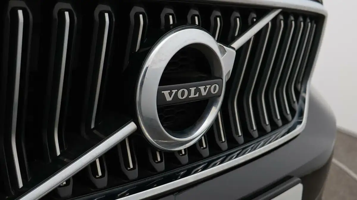 2021-volvo-xc40-15-t3-inscription-161bhp-auto-big-20