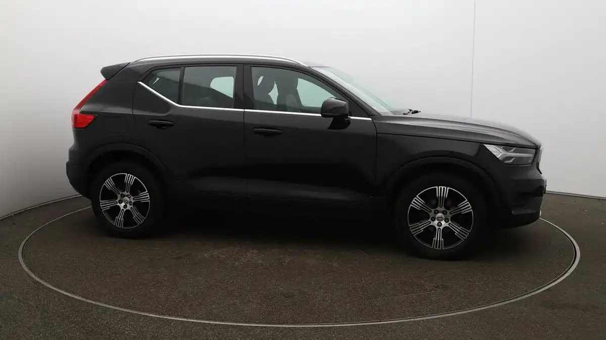 2021-volvo-xc40-15-t3-inscription-161bhp-auto-big-38
