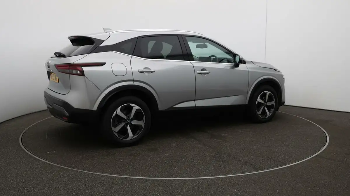 2022-nissan-qashqai-13-dig-t-n-connecta-140ps-big-44