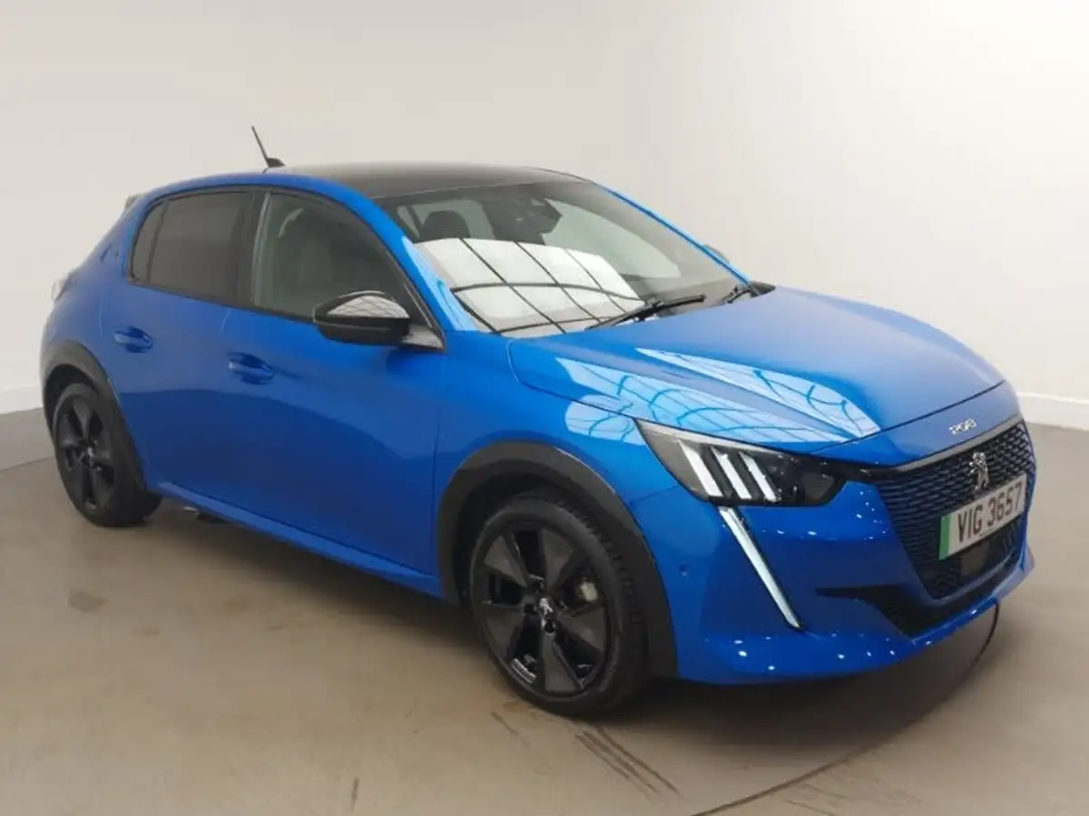 2021-peugeot-208-e-gt-premium-big-12