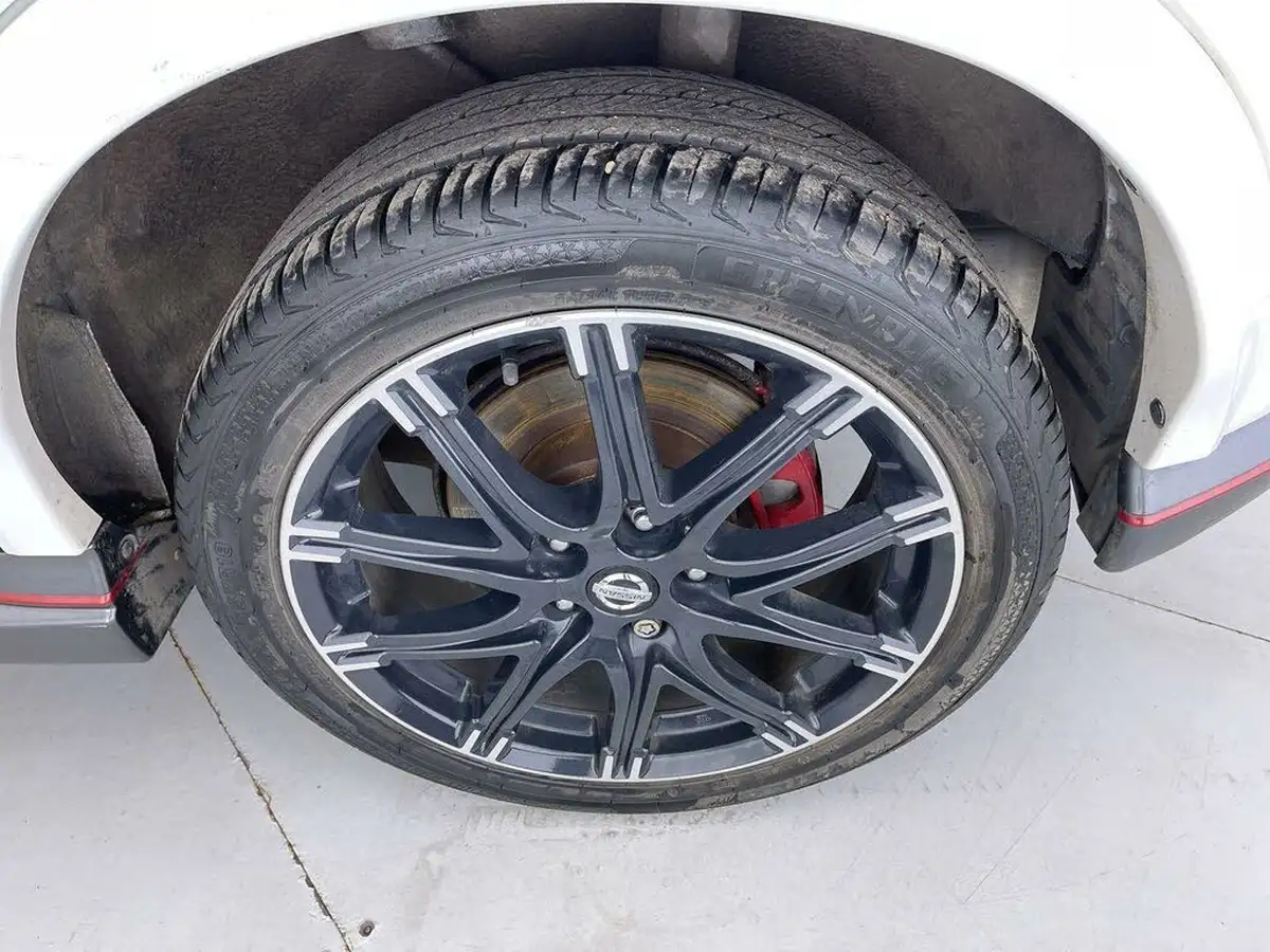 2016-nissan-juke-16-nismo-rs-218ps-big-14