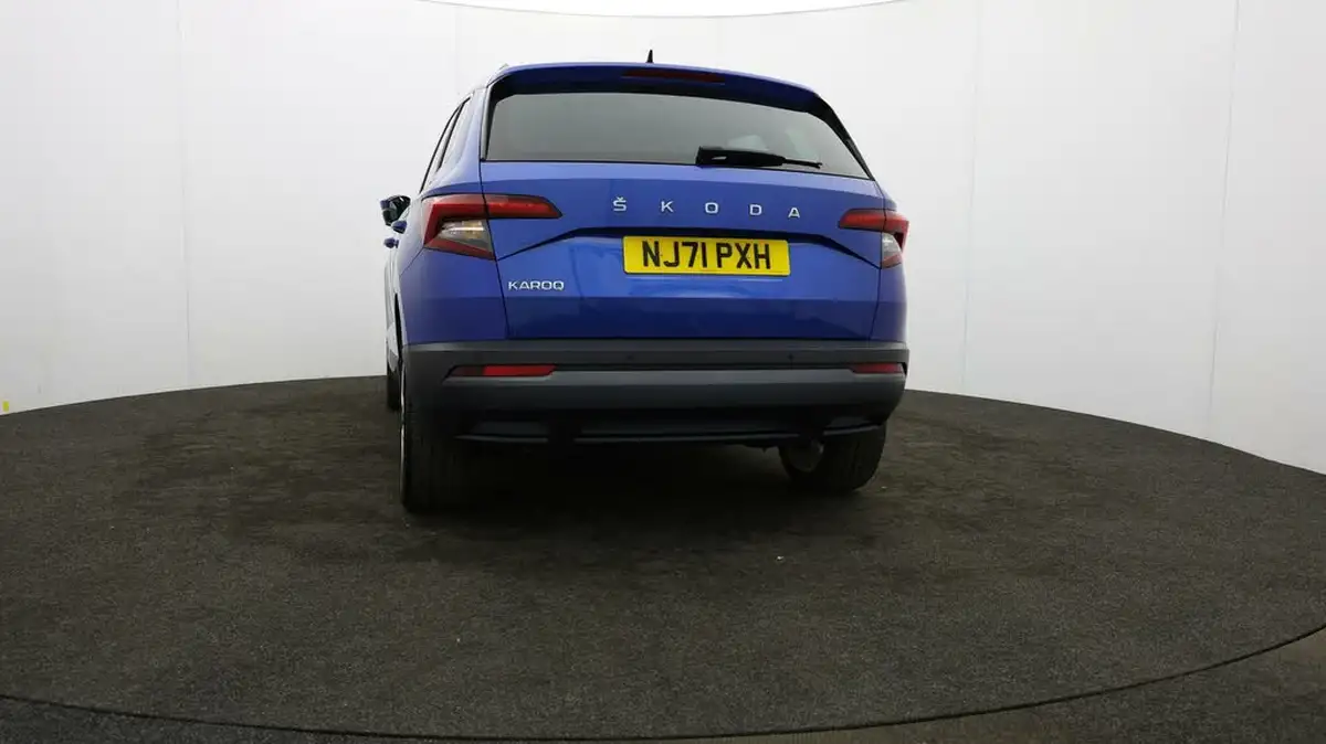 2021-skoda-karoq-15-tsi-se-l-big-23