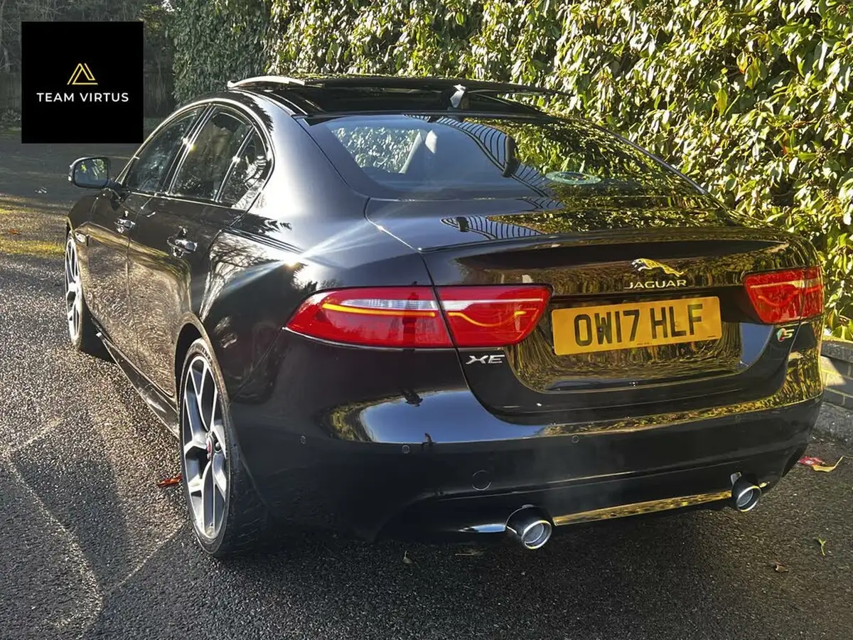 2017-jaguar-xe-30i-v6-sc-s-380ps-ss-big-7