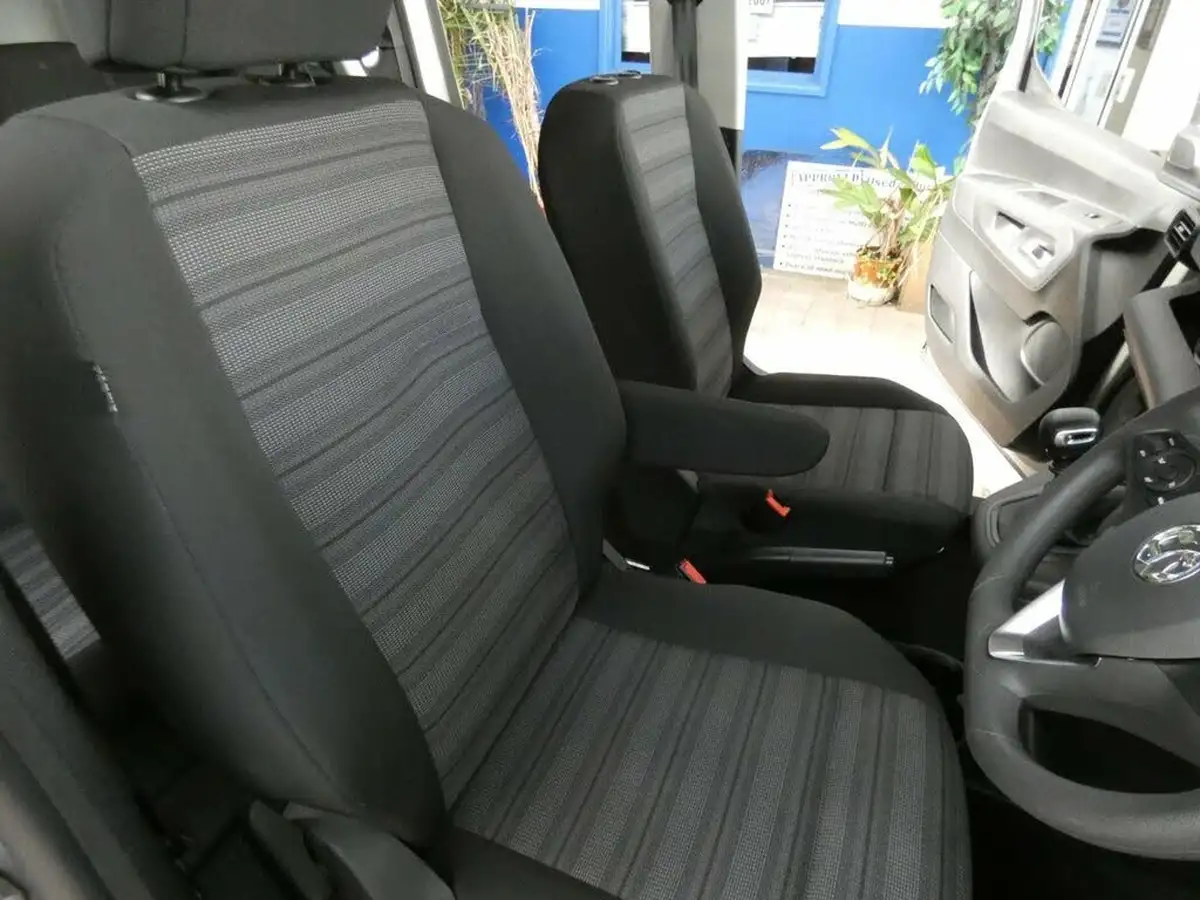 2019-vauxhall-combo-life-12i-energy-xl-110ps-big-32