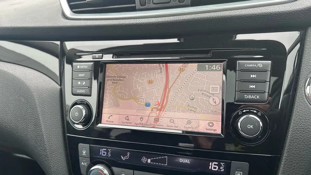 2020-nissan-qashqai-15dci-n-connecta-18in-alloys-dct-big-26
