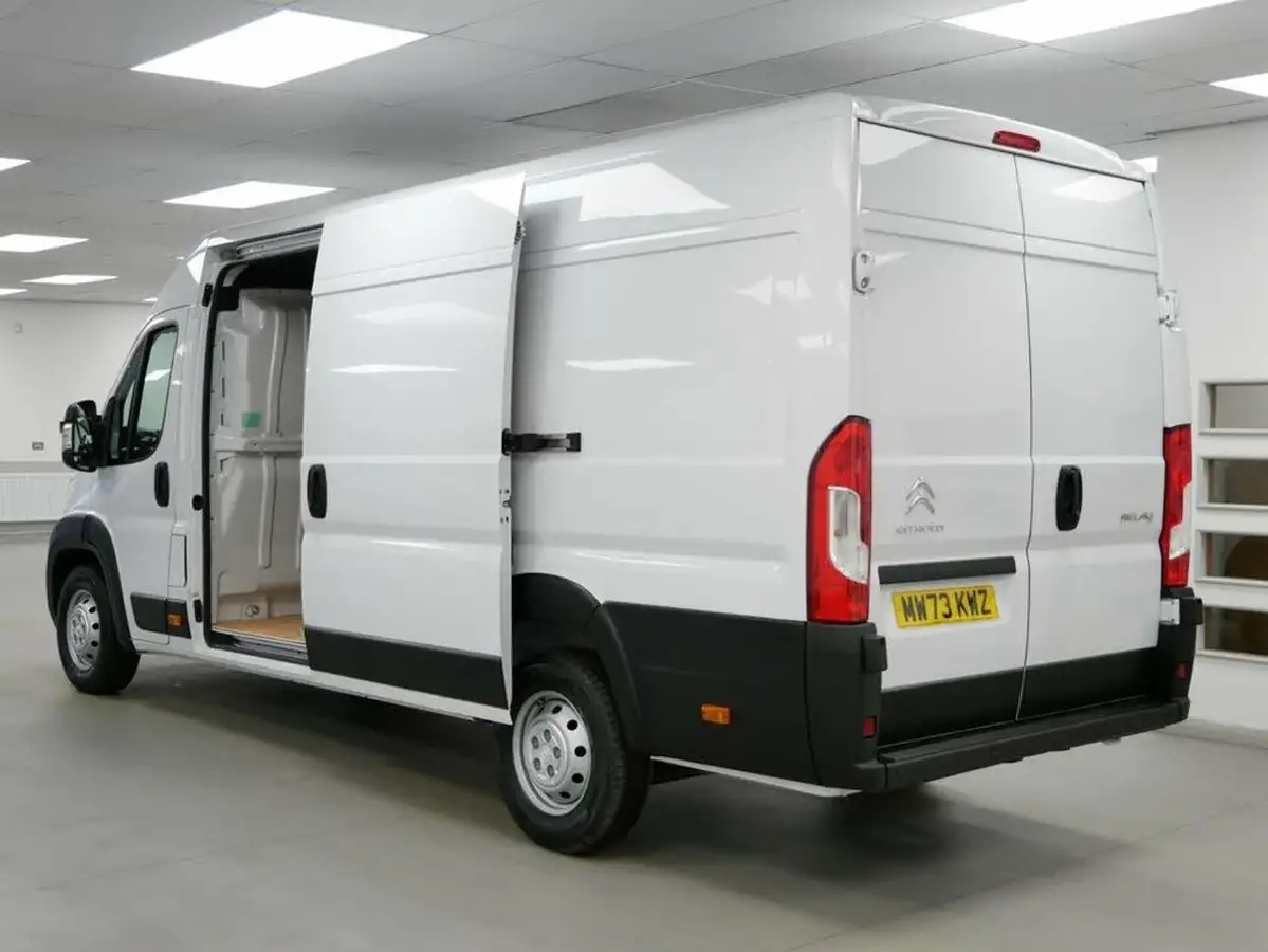2023-citroen-relay-22bluehdi-35-l4h2-heavy-enterprise-edition-big-18