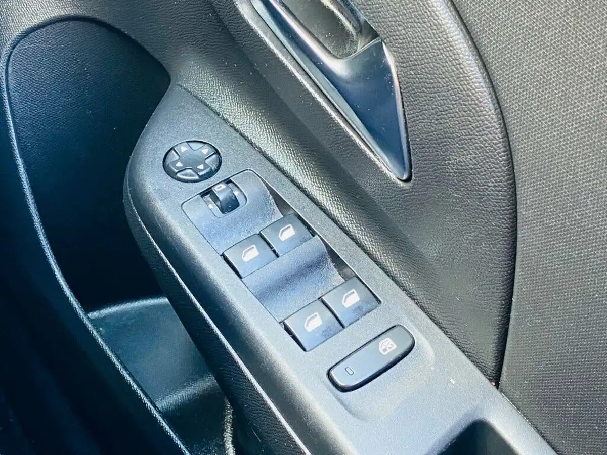 2022-vauxhall-corsa-12i-se-edition-big-29