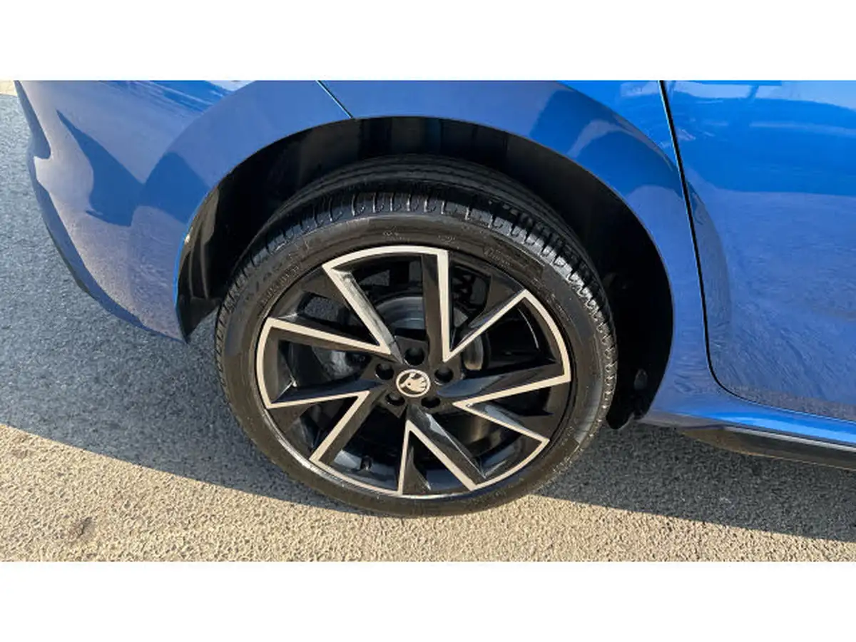 2022-skoda-kamiq-10-tsi-monte-carlo-109ps-dsg-big-21