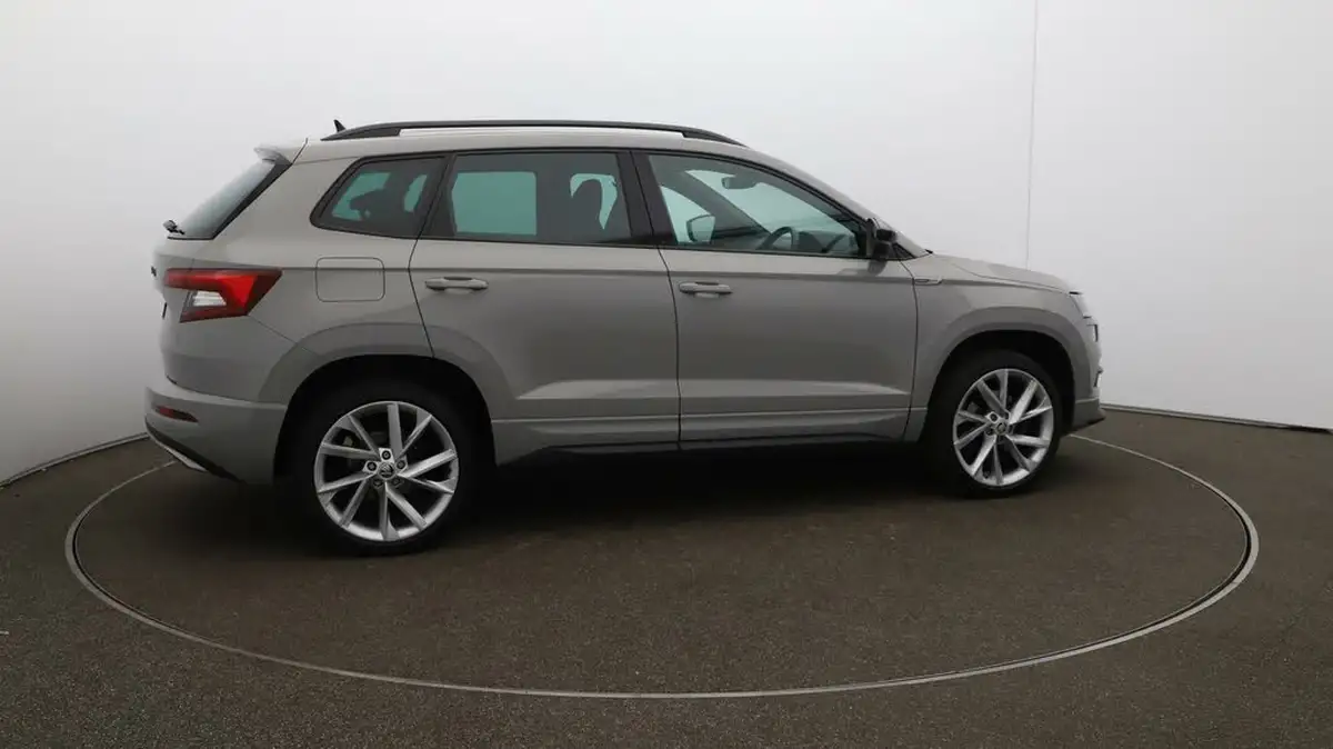 2021-skoda-karoq-15-tsi-sportline-dsg-big-46