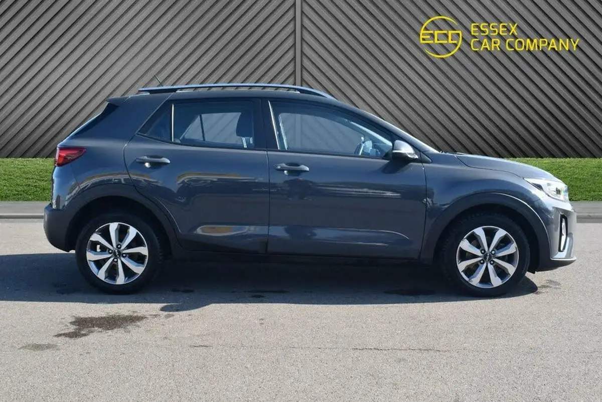 2022-kia-stonic-10-t-gdi-2-dct-big-6
