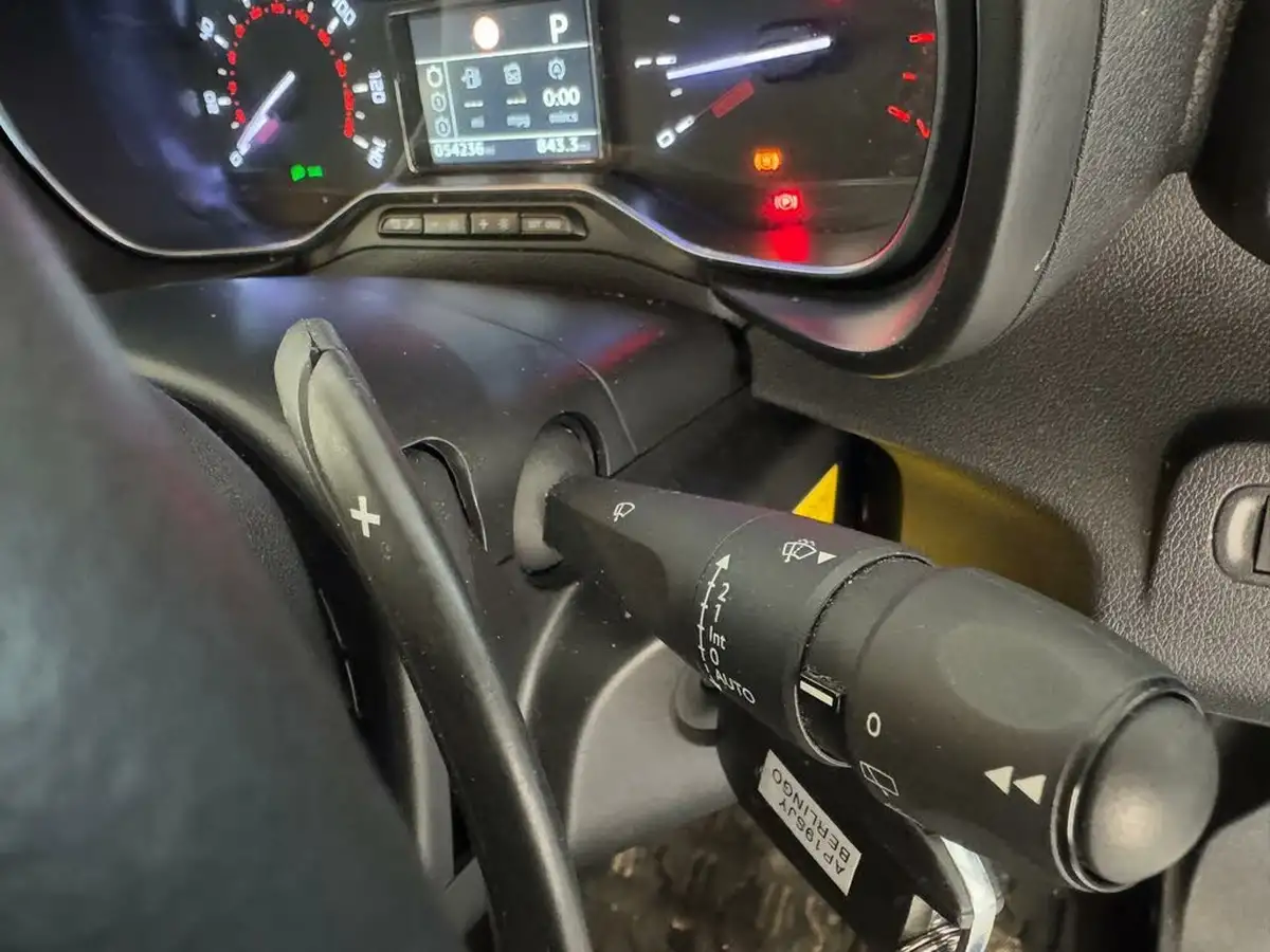 2019-citroen-berlingo-15bluehdi-feel-xl-size-130ps-eat8-big-31