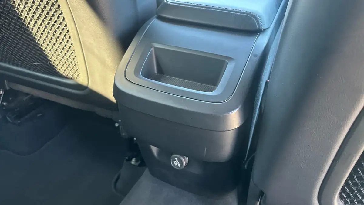 2019-volvo-xc60-20td-b5-inscription-big-17