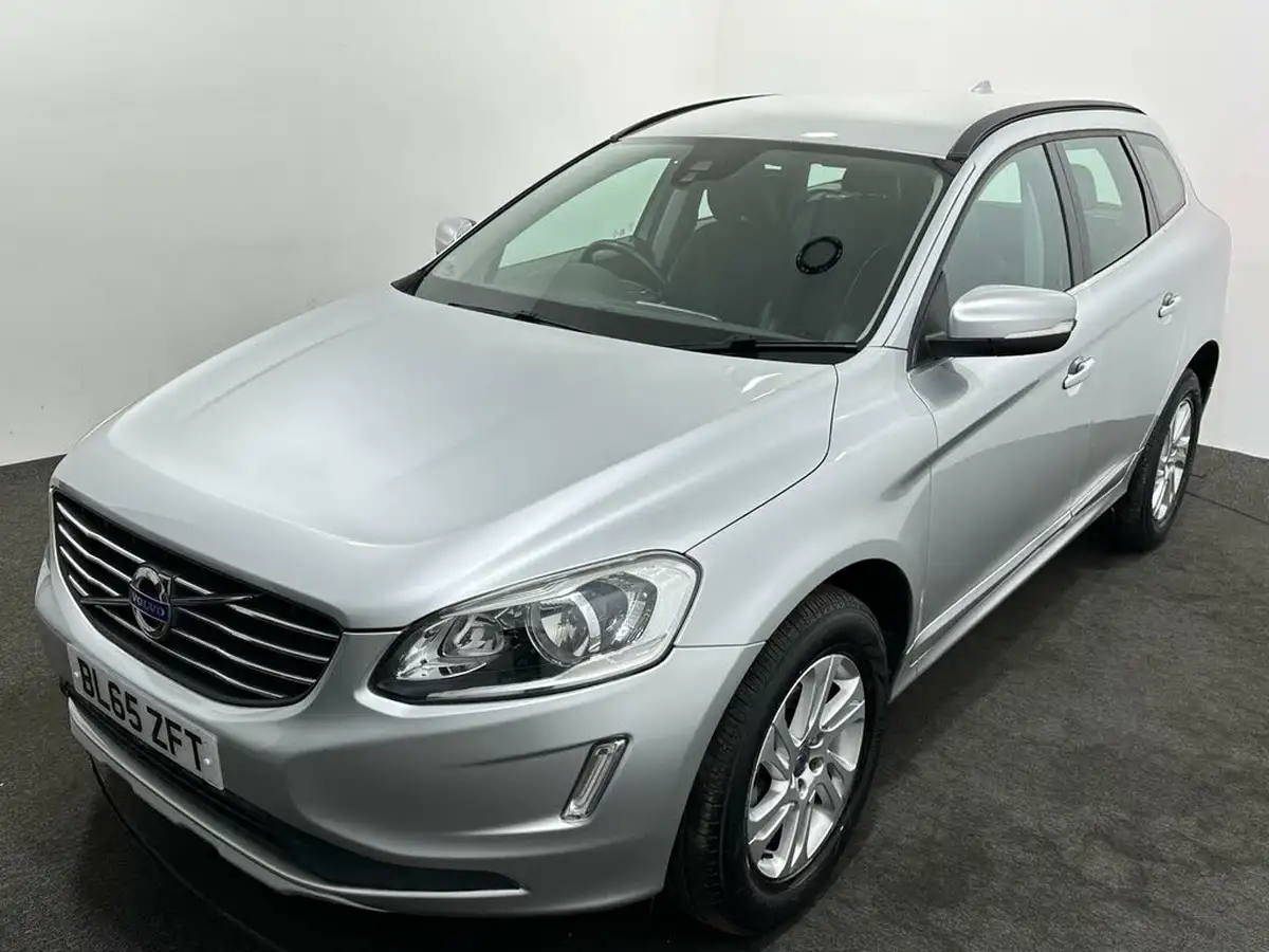 2016-volvo-xc60-24td-d4-se-nav-geartronic-big-48