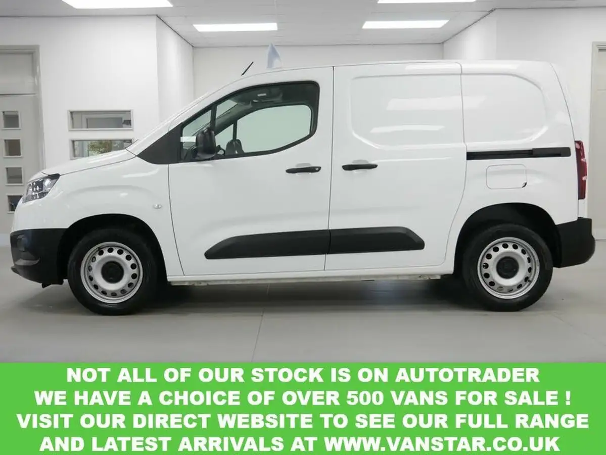 2022-toyota-proace-city-15d-active-big-14