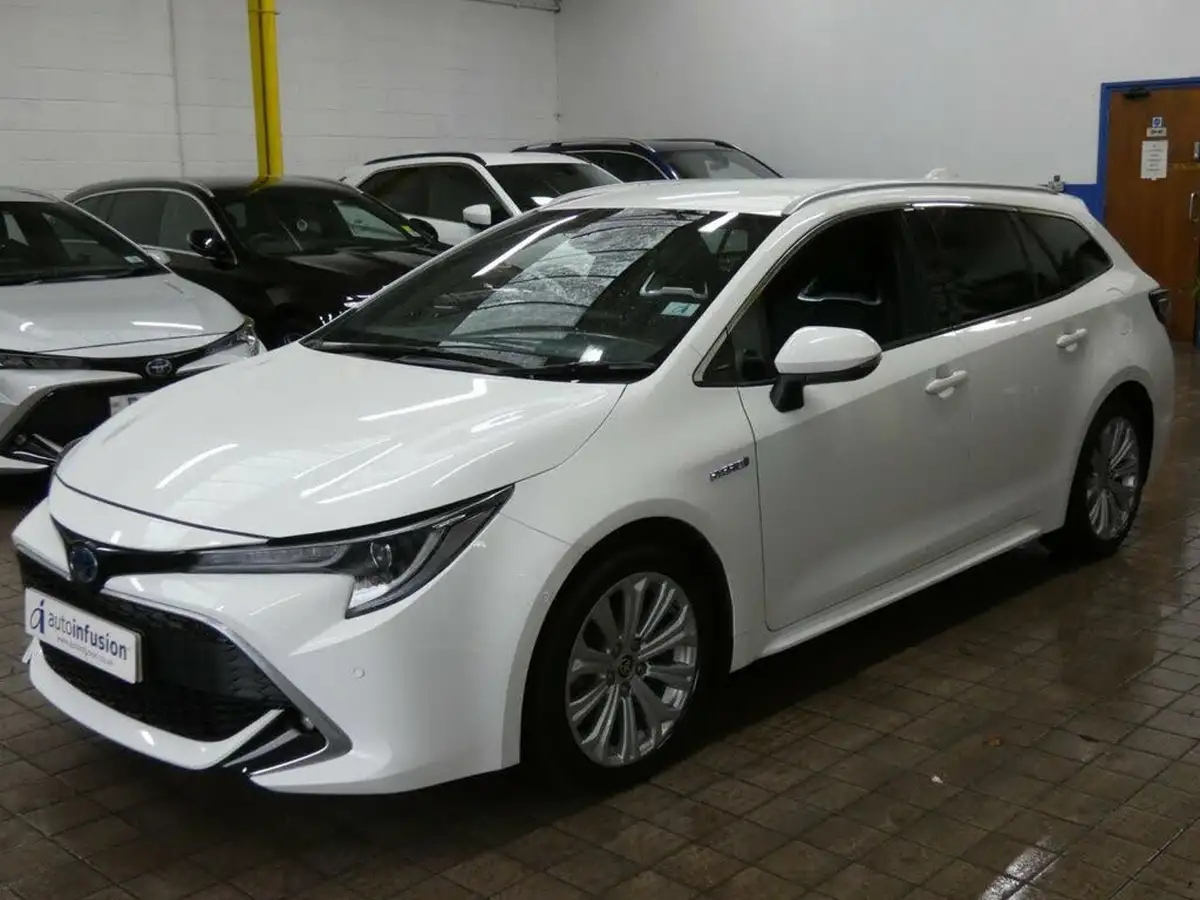 2021-toyota-corolla-18-vvt-i-excel-trk-touring-sports-big-12