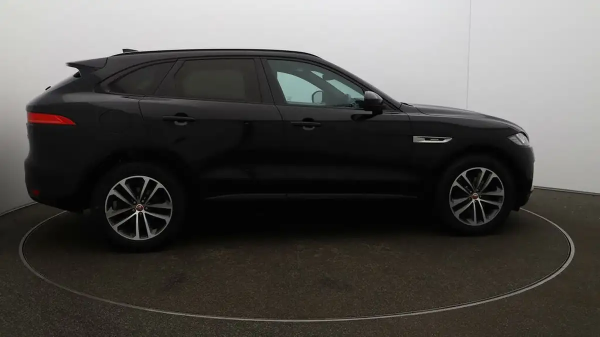 2019-jaguar-f-pace-20-i4d-r-sport-180ps-ss-auto-big-8