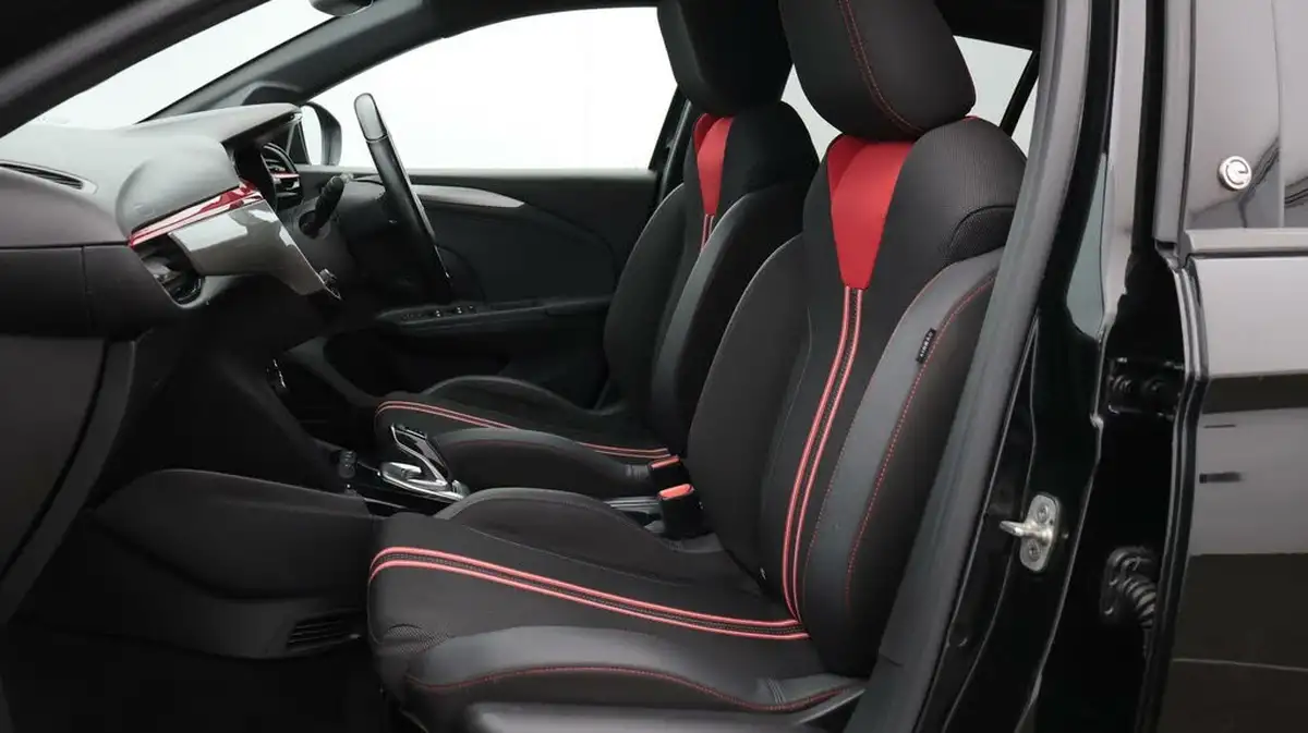 2022-vauxhall-corsa-e-sri-premium-big-14