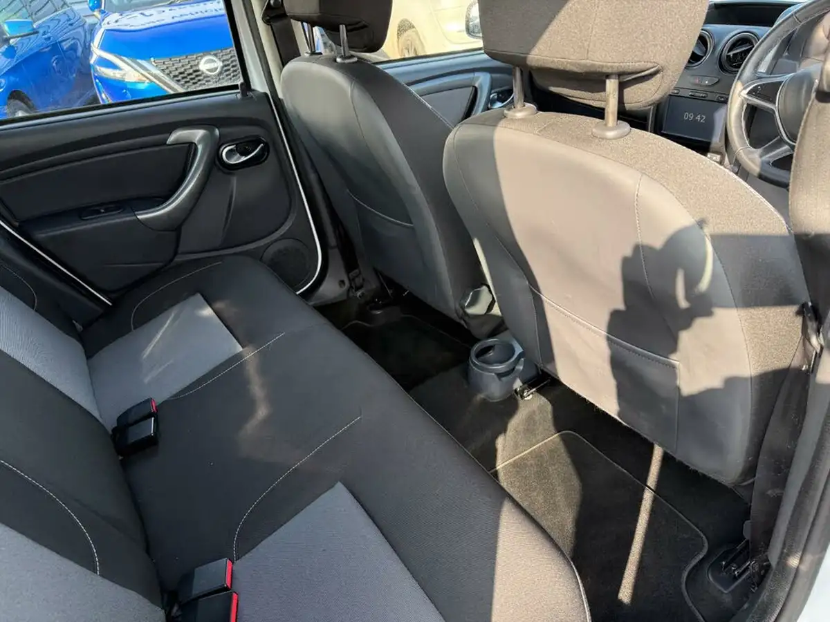 2018-dacia-duster-12-tce-nav-4x4-big-46