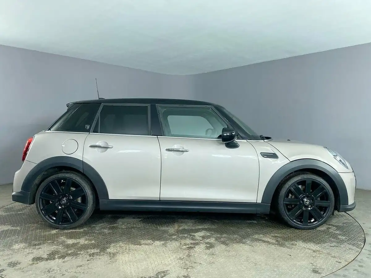 2021-mini-cooper-15-cooper-exclusive-hatchback-5d-auto-big-8