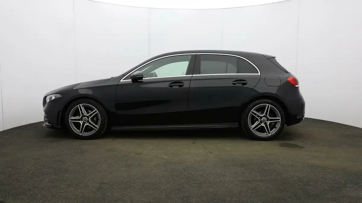 2020-mercedes-benz-a-class-13-a180-amg-line-executive-hatchback-5d-big-59
