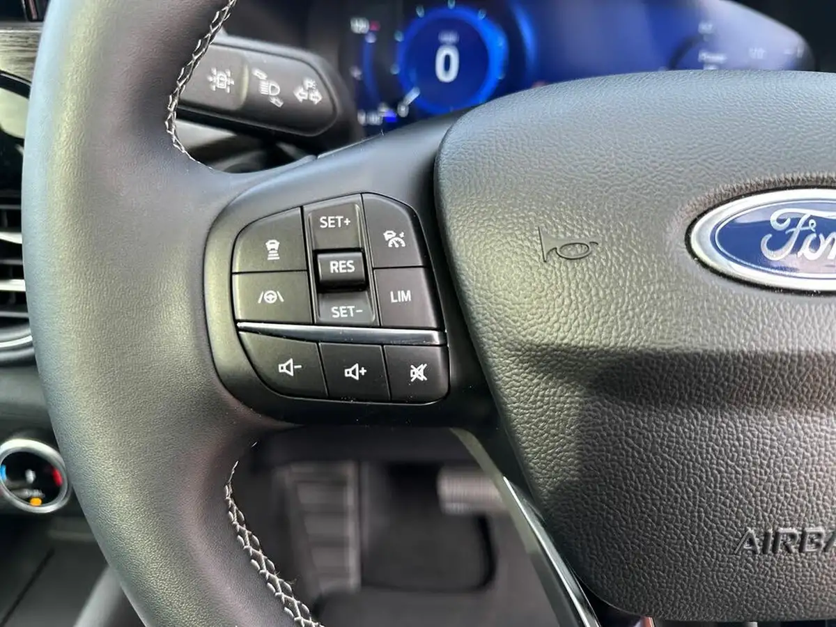 2023-ford-kuga-25t-vignale-190ps-fhev-big-25