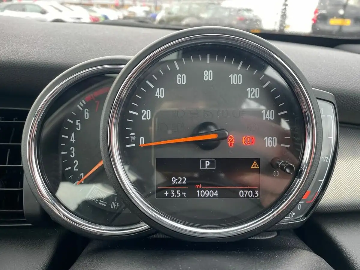 2020-mini-cooper-15-cooper-exclusive-hatchback-3d-auto-big-25