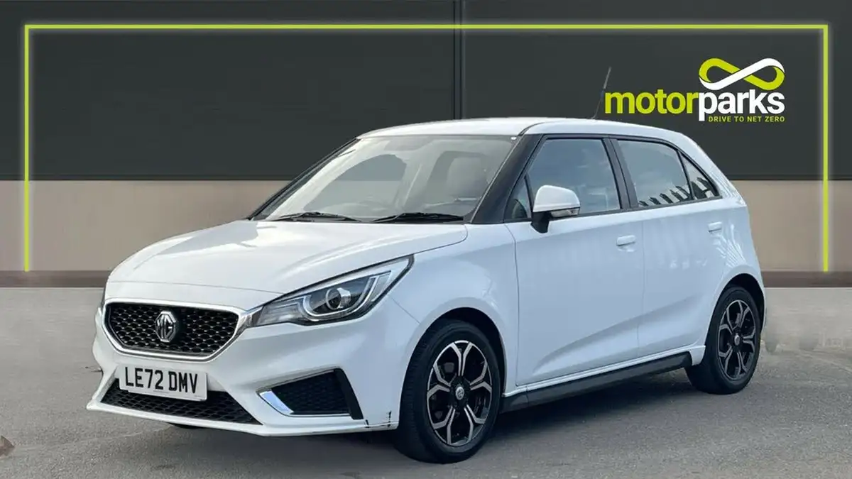 2023-mg-mg3-15-vti-tech-exclusive-nav-big-6