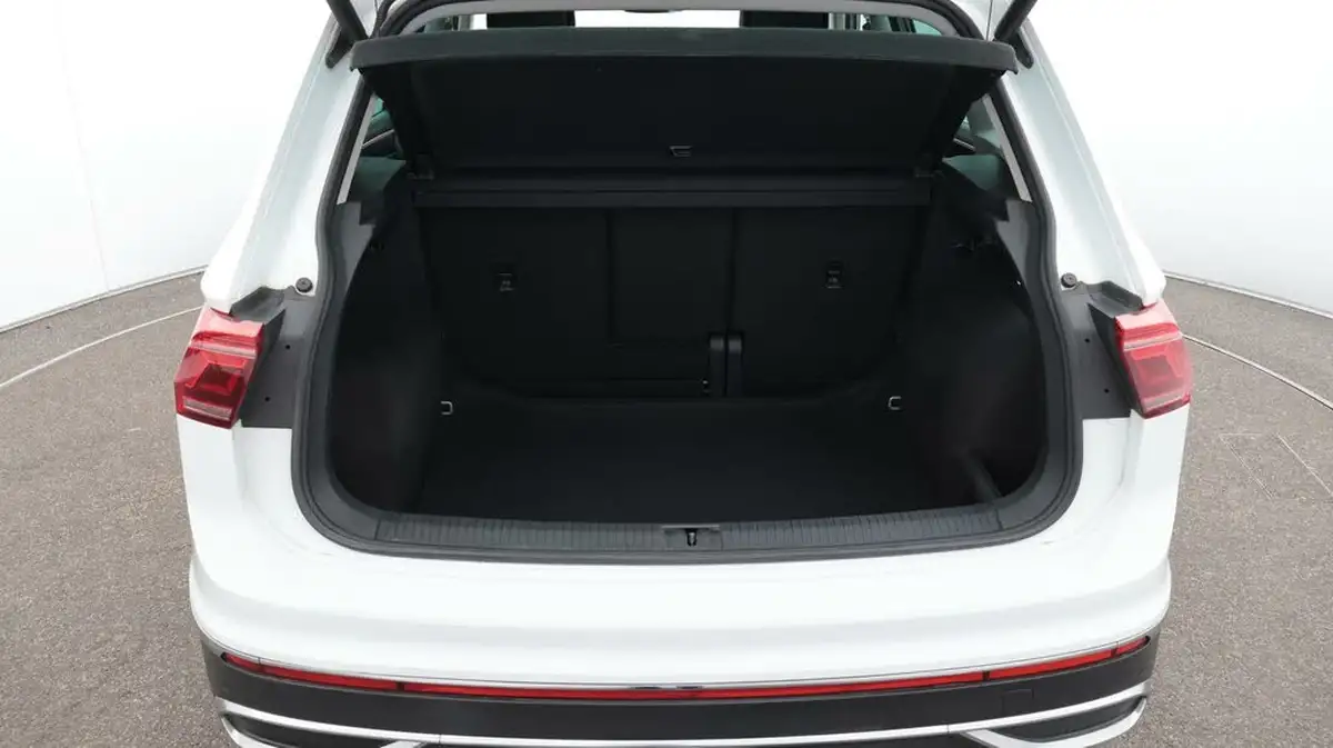 2021-volkswagen-tiguan-15-tsi-elegance-big-17