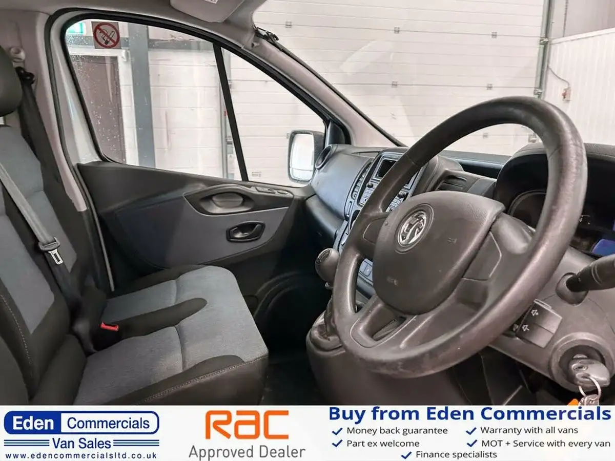 2016-vauxhall-vivaro-16cdti-2900-ecoflex-l1h1-90ps-panel-van-big-15