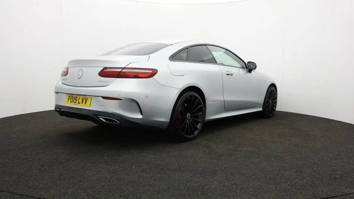 2019-mercedes-benz-e-class-30-d-e400d-amg-line-premiumss-coupe-2d-plus-big-77