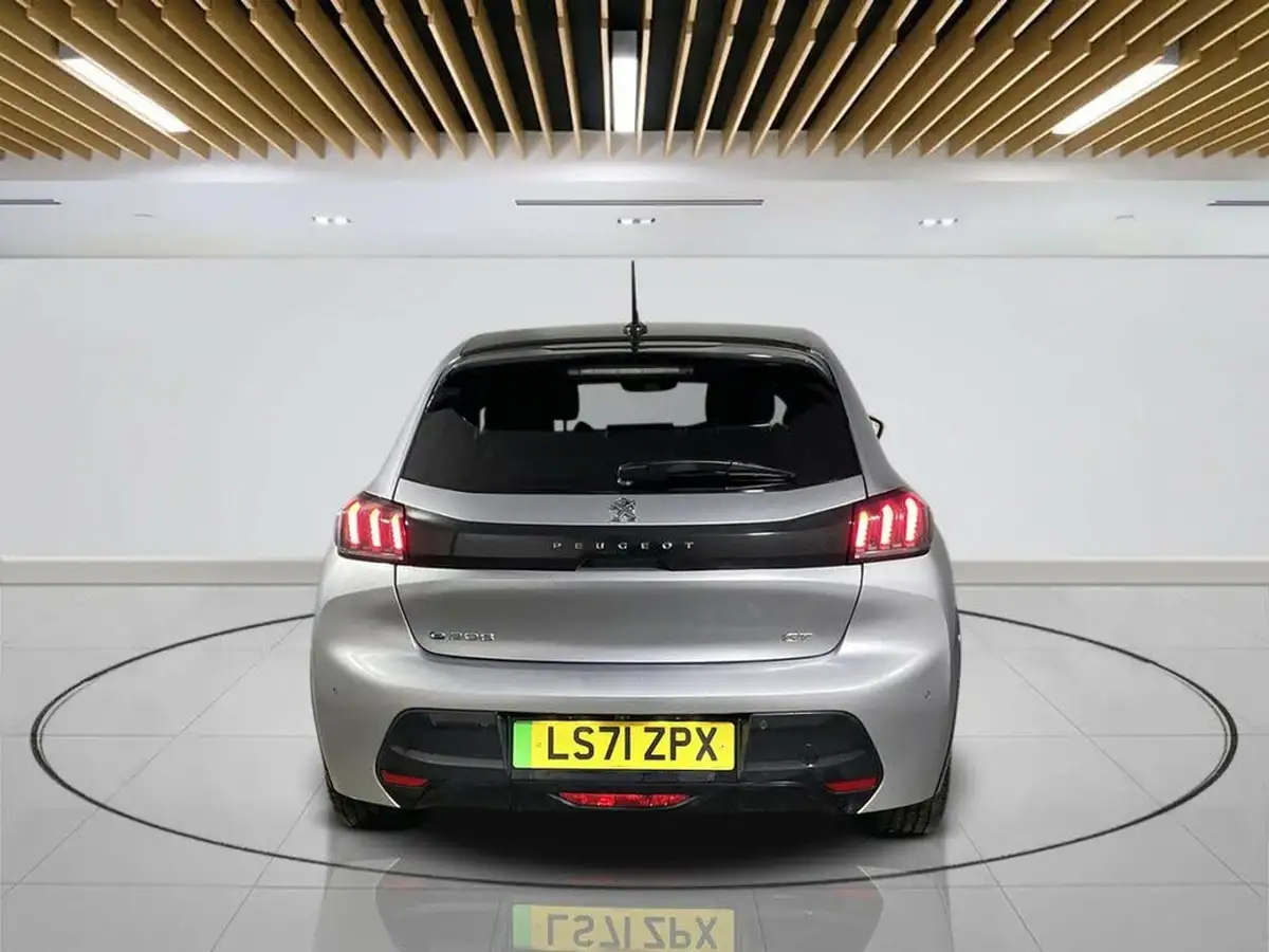 2021-peugeot-208-e-gt-50kwh-big-6